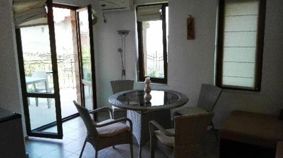 Лилия Apartment โซโซโปล ภายนอก รูปภาพ